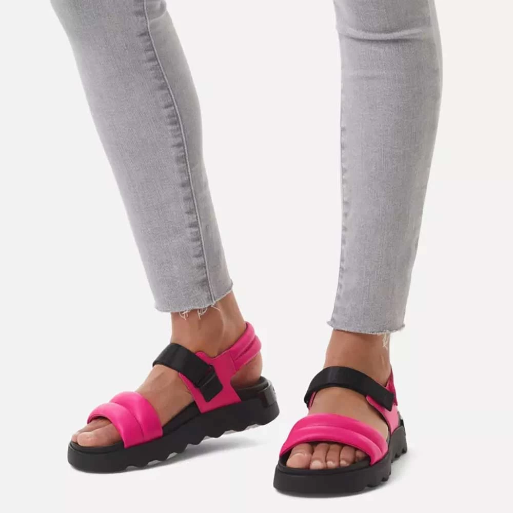 Sorel Women's Viibe Sandal - Fuchsia Fizz/Black- Regular (B) 6 Sorel Women's Viibe Sandal - Fuchsia Fizz/Black- Regular (B) - Image 4