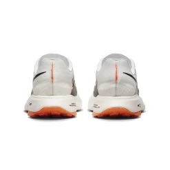 Nike Women's Ultrafly Trail Shoe - White- Regular (B) -Sneaker Store 3060f017 c215 4ffd a5d5 479eb1562912