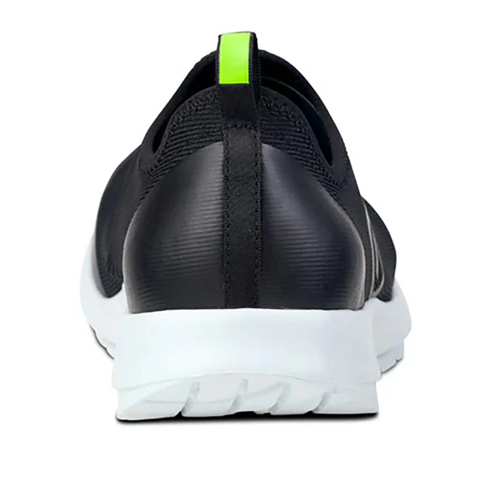 OOfos Women's OOmg Sport Shoe - White/Black- Regular (B) 7 OOfos Women's OOmg Sport Shoe - White/Black- Regular (B) - Image 5