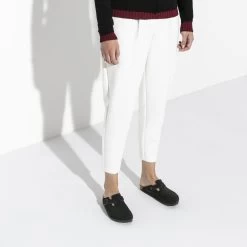 Birkenstock Boston Soft Footbed Mocha Suede- Regular/Wide 15 Birkenstock Boston Soft Footbed Mocha Suede- Regular/Wide -Sneaker Store 660461 f closeup f bost b