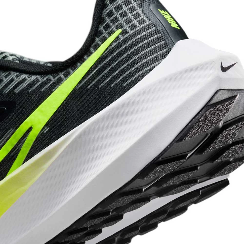 Nike Youth Pegasus 39 Running Shoe- Black/Volt/Barely Volt 10 Nike Youth Pegasus 39 Running Shoe- Black/Volt/Barely Volt - Image 8