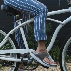 Women's KO-Z GLDTR 3 Sandal - Grey- Regular (B) -Sneaker Store womens ko z gldtr 3 grey ls 2 800x 2351bfd7 dd13 493c 8380 8fa0e5ed2756